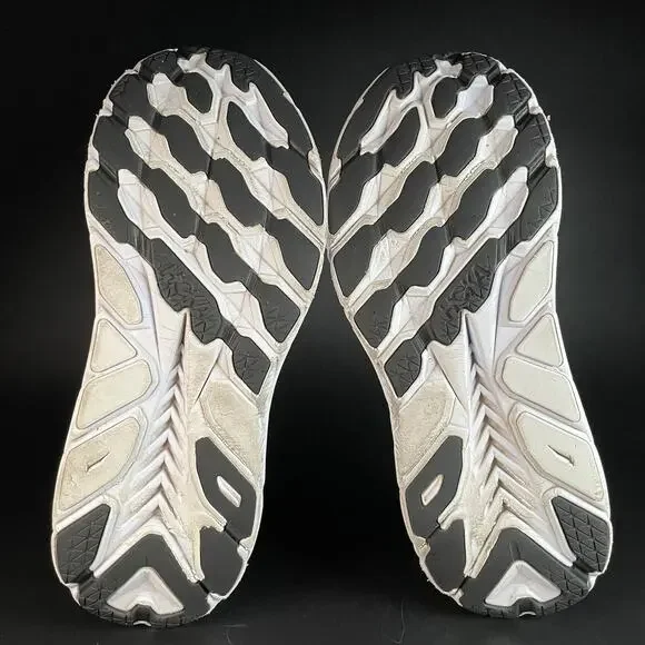 Hoka One One Clifton 8 Womens Size 9 B Black White Athletic Shoe Running Sneaker - Picture 4 of 9